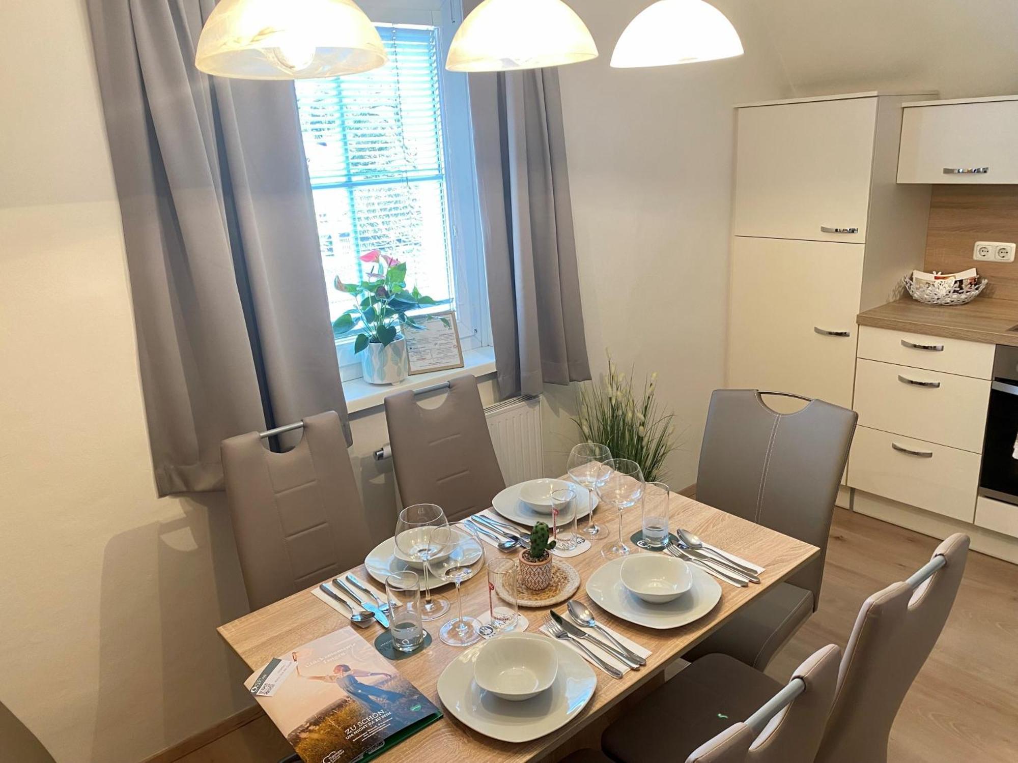 Hotel & Wirtshaus Hoedl-Kaplan Feldbach  Pokój zdjęcie