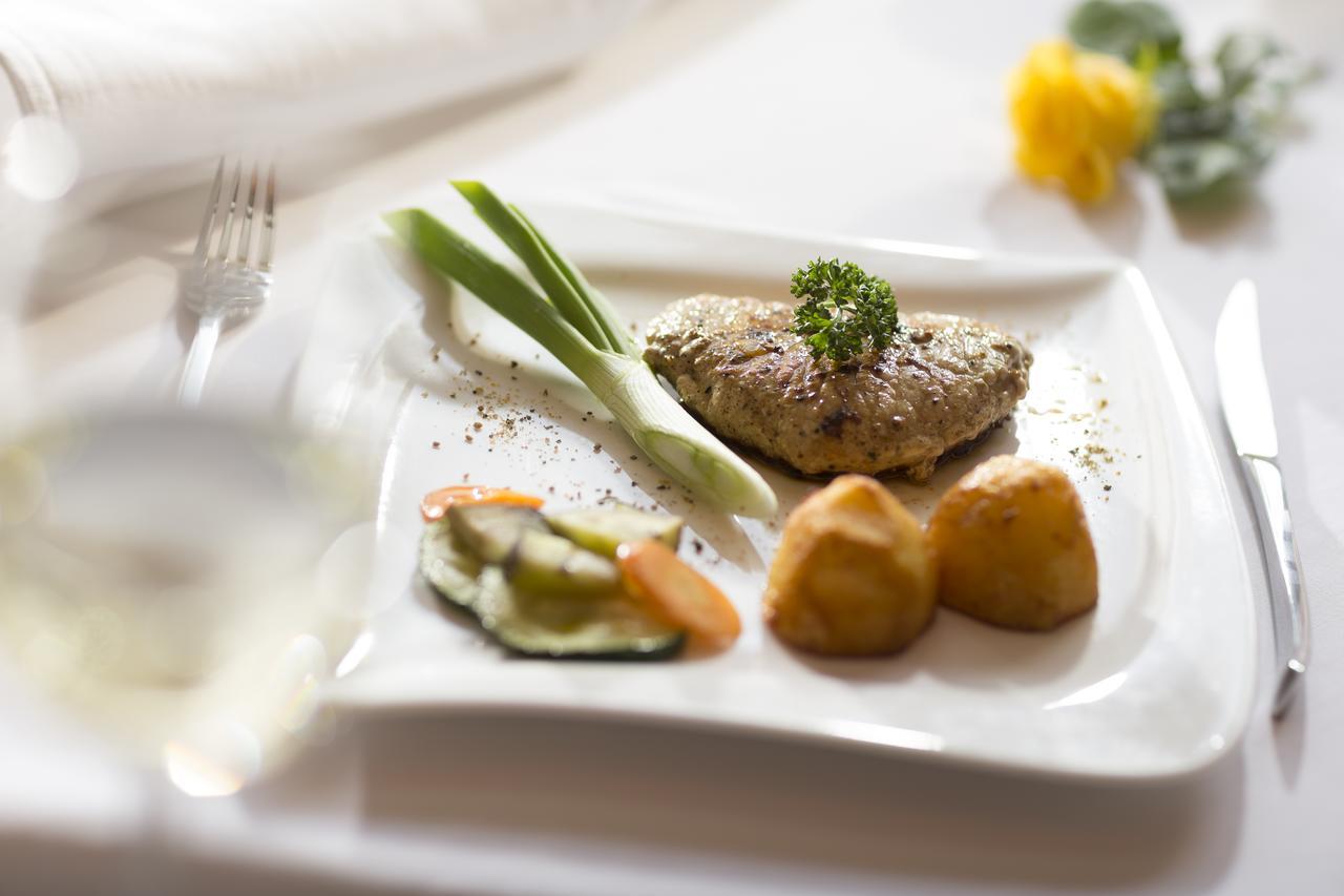 Hotel & Wirtshaus Hoedl-Kaplan Feldbach  Zewnętrze zdjęcie